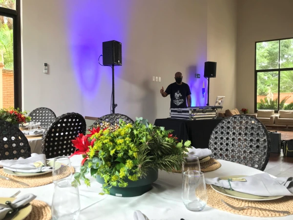 Locação de caixa para casamento